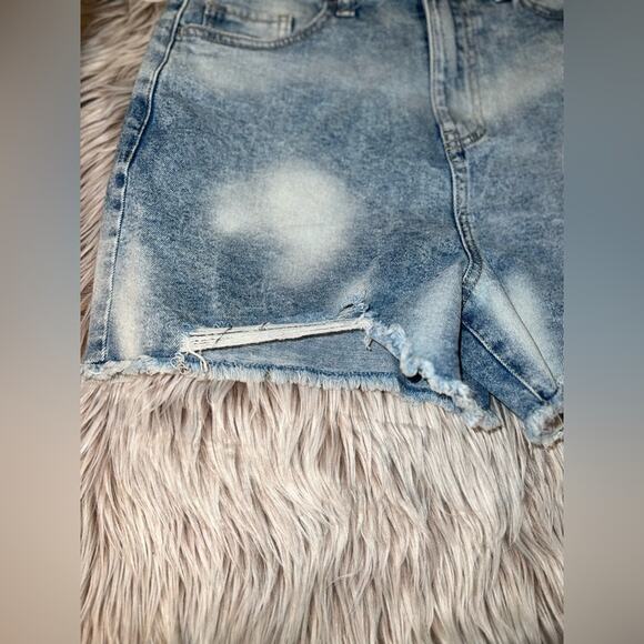 SO women’s high rise boyfriend midi jeans shorts - Picture 3 of 9